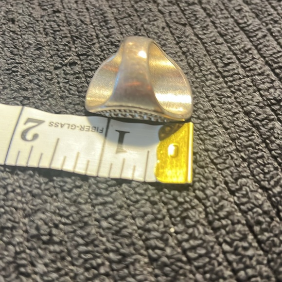 Ring - Picture 4 of 4